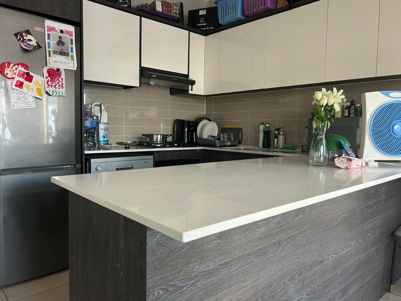 To Let 1 Bedroom Property for Rent in Sandown Western Cape